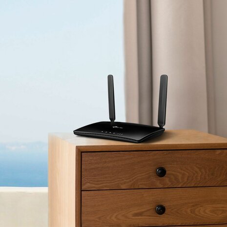 TL-MR6400 4G LTE V4 Wireless router (WWAN, 4-poort switch, 802.11b/g/n)