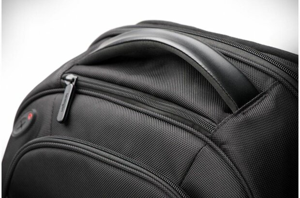 Contour 2.0 Pro Laptop Backpack (17&quot;)