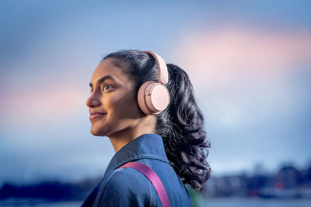 TAH4209PK Headphones (over-the-ear mount, Bluetooth, draadloos, roze)