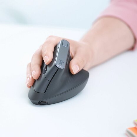 MX Vertical Ergo Mouse (grafiet)